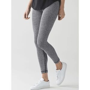 LULULEMON ATHLETICA High Times 7/8 Pant Size 4